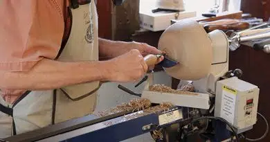 How to Become a Master Woodworker From Your Own Home